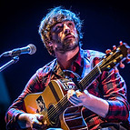 THE-LEADING-GUY-opening-2Cellos_IMG053_credit-Simone-Di-Luca_edited.jpg