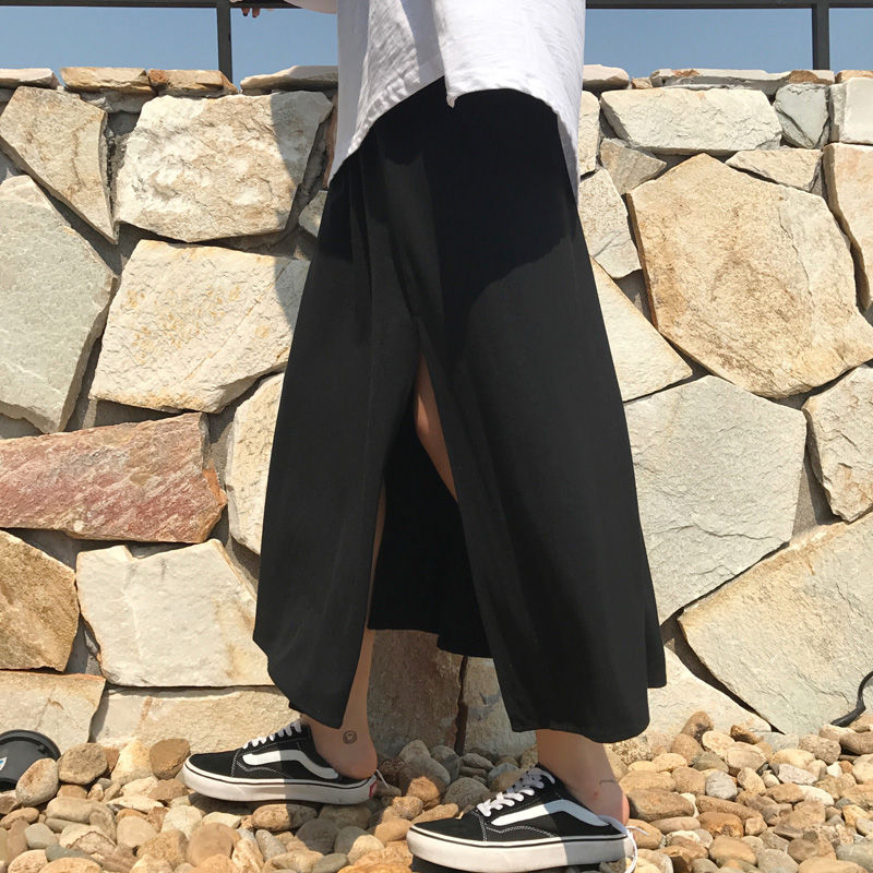 縮圖：d031 寬鬆高腰黑色開叉半身裙