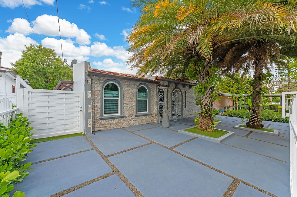 2-web-or-mls-1870NW32nd-2.jpg