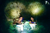 セノーテドスオホスのバットケーブ