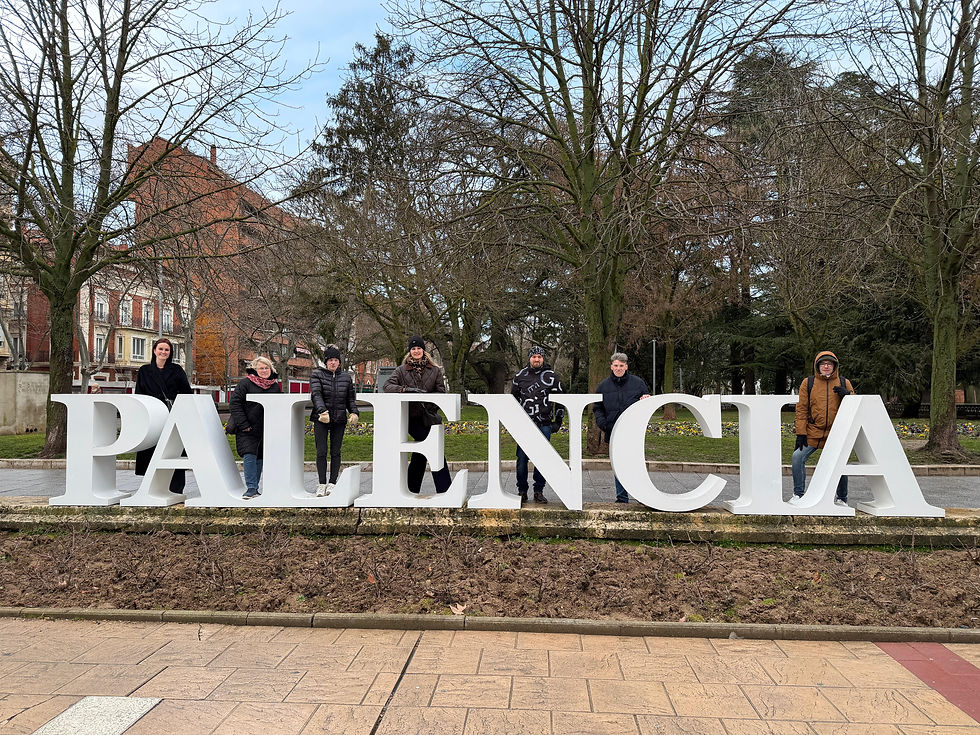 Biedrības darbinieki un jaunieši pieredzes vizītē Spānijā