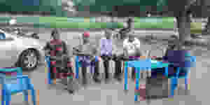 Board van de school tijdens een vergadering
