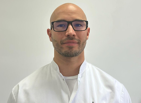Crisan Alexandru - Head of Physical Therapy. Dr. Alexandru Florian Crisan - University Me