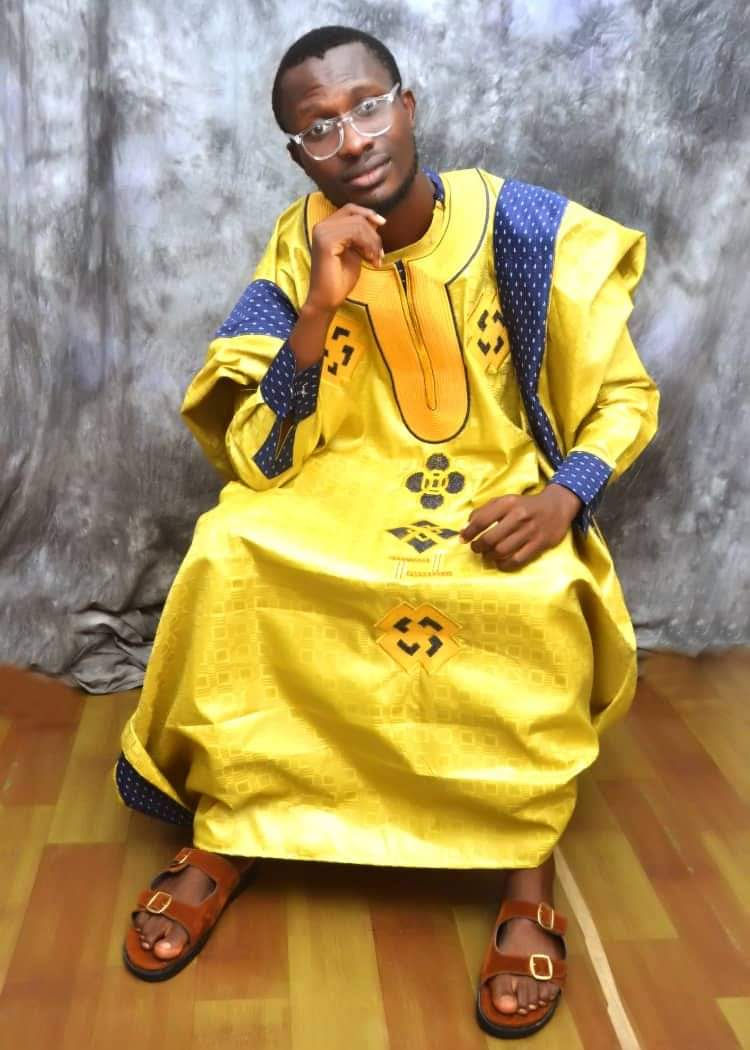 Armed bandits invaded palace in Ondo state, attempted to kidnap the monarch but ended up assassinating him.