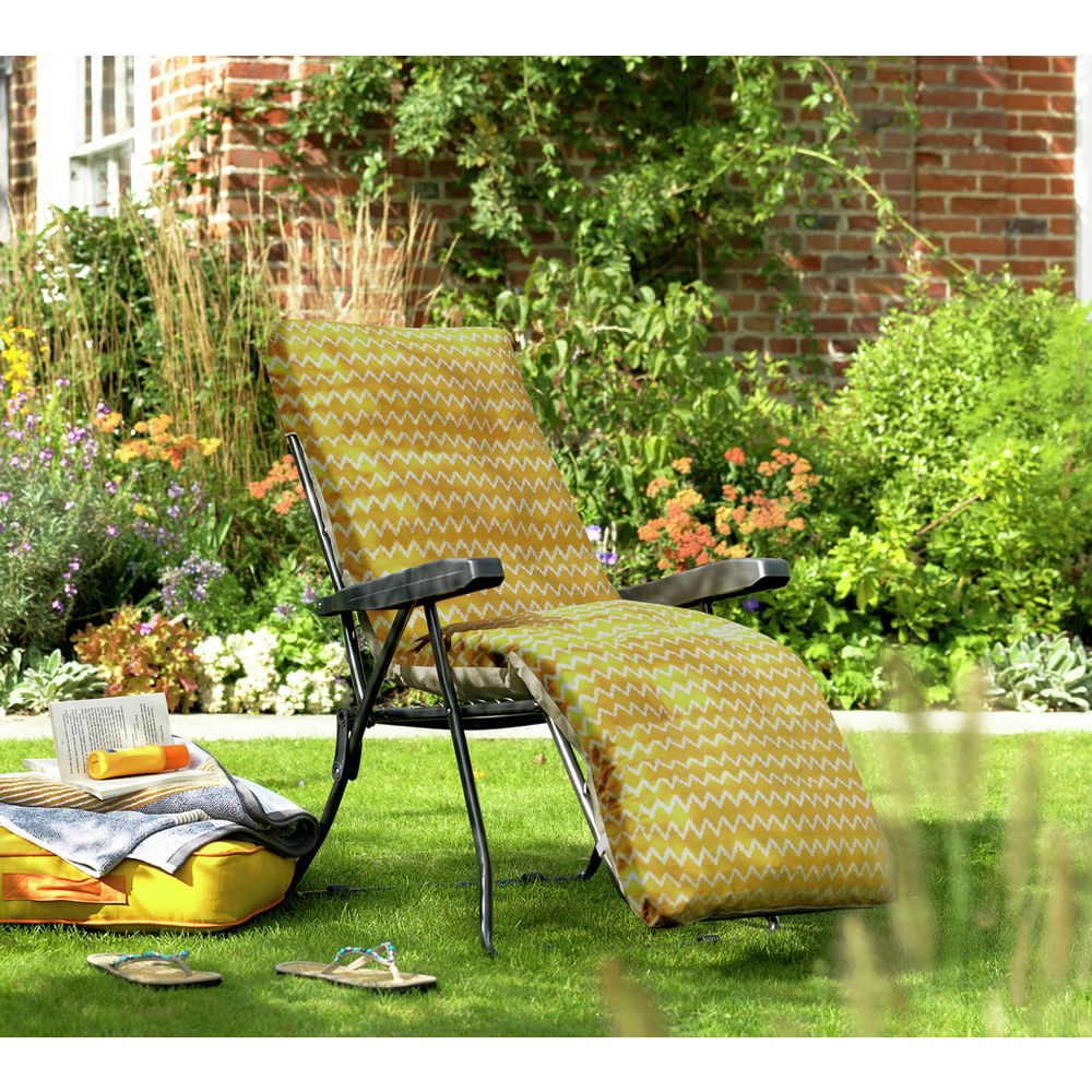grey check folding recliner garden chair