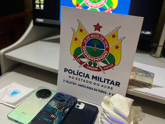 🚔 Tráfico na Mira: Polícia Militar flagra entrega de cocaína no porto de Santa Rosa do Purus e prende três envolvidos