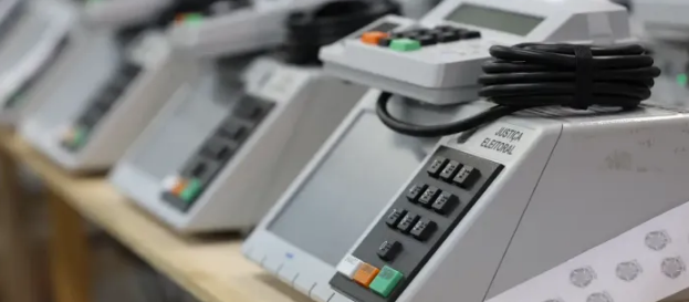 TSE abre prazo para solicitar voto em trânsito nas eleições de outubro; confira as regras
