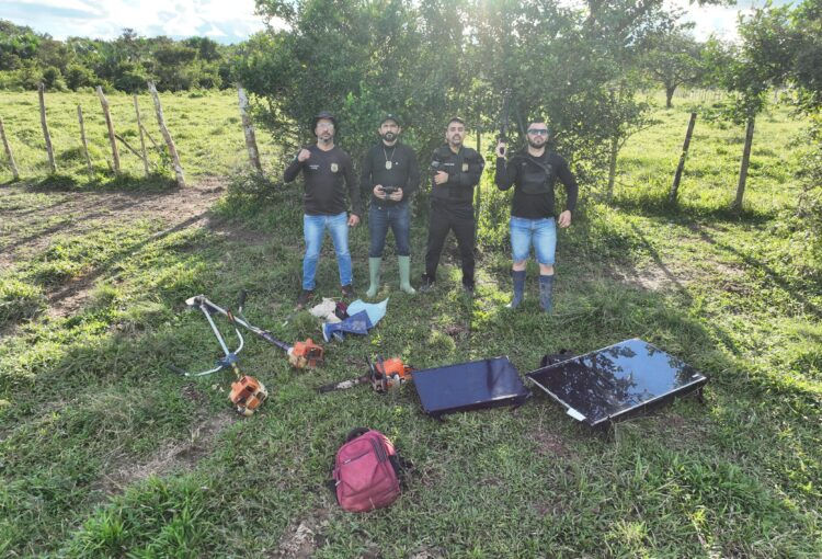 Polícia Civil recupera diversos objetos roubados após investigação sobre assaltos. Os bens serão encaminhados à delegacia para devolução às vítimas. Foto: cedida