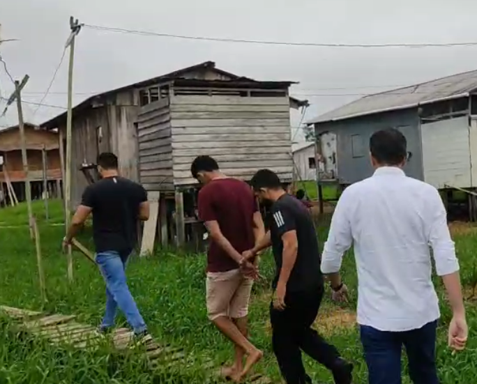 Após trabalho de inteligência e diligências investigativas, a Polícia Civil do Acre localizou e prendeu em Tarauacá um homem investigado por homicídio qualificado ocorrido na capital acreana. Imagem: reproduçã