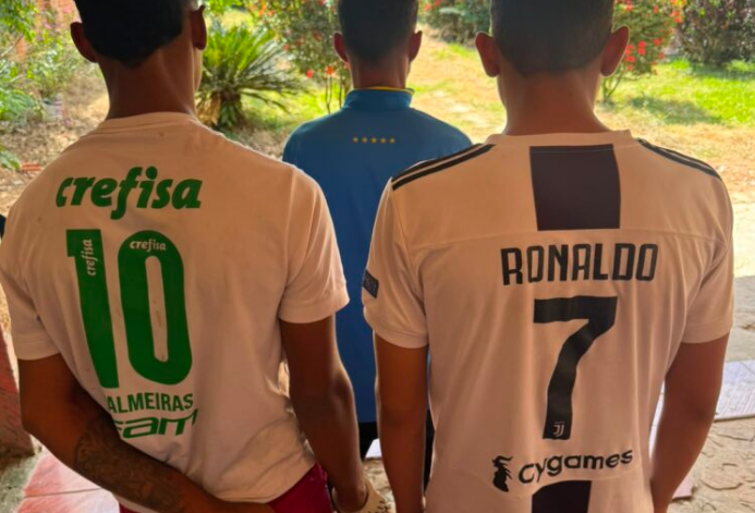 Polícia Civil realizou a prisão de dois e apreensão de um menor em Rio Branco. Foto: cedida