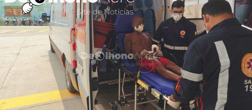 Homem é atacado por quatro suspeitos com terçado na porta de casa, em Rio Branco