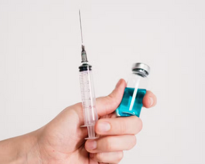 Estudo testa injeção contra HIV que pode ser aplicada a cada quatro meses