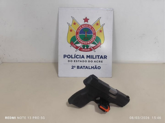 PM encontra pistola calibre .40 abandonada em casa na mata durante patrulhamento na zona rural de Rio Branco