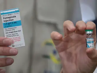 Brasil recebe 2,5 mil unidades de fomepizol, antídoto contra metanol