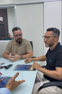 Alan Rick visita empresário Edson Oliveira e debate demandas do comércio de Rio Branco