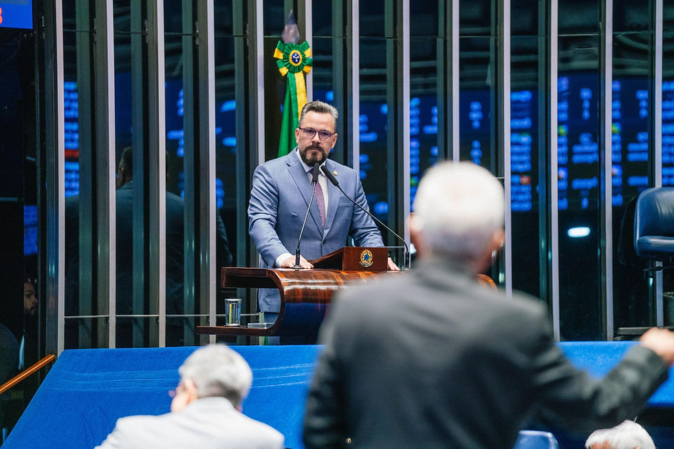 Alan Rick cobra prioridade nacional para segurança nas escolas em discurso no Senado após tragédia no Acre