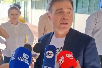 André Mendonça vota em Brasília e afirma que eleitor é protagonista das eleições; VEJA
