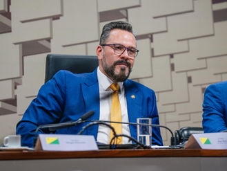 Senador Alan Rick coordena reunião da bancada federal com prefeitos e garante avanços em pautas estratégicas para os municípios acreanos