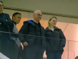 🟥Desafiador e Polêmico: Moraes vai ao estádio, sorri e mostra dedo médio após sanção histórica dos EUA