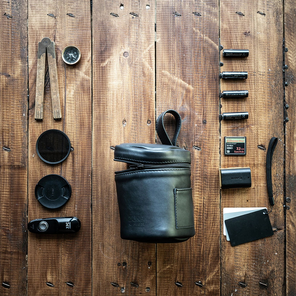 Thumbnail: Leather Lens Case in Black
