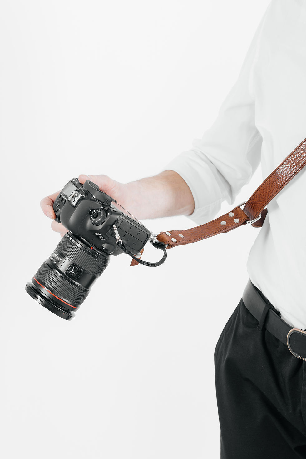 Thumbnail: Single Camera Strap in Pebble Brown Leather