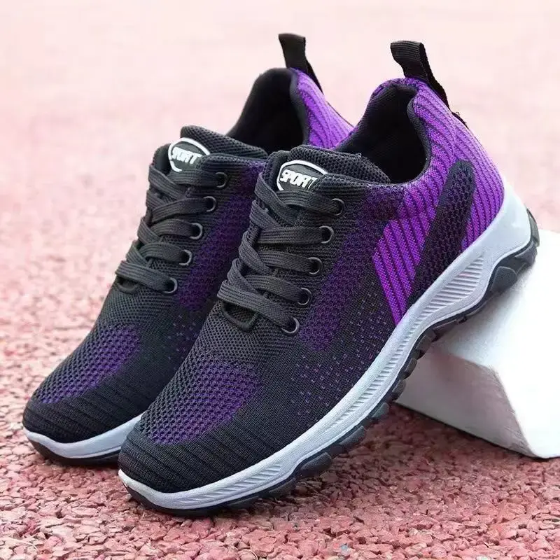 Miniatura: Sneakers Sportive da Donna Stile Platform