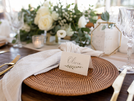 Wedding Place Cards: The Complete Guide to Beautiful Place Cards for Every Wedding