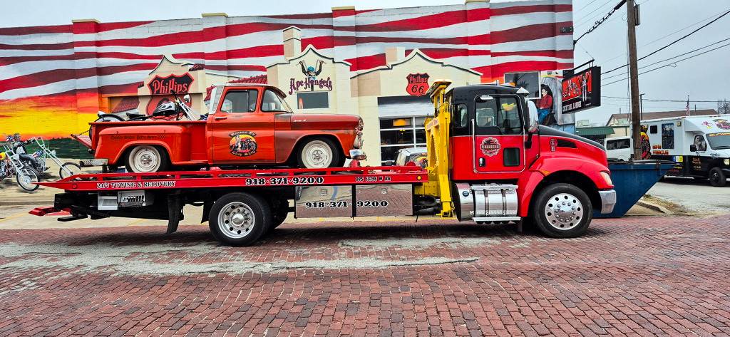 Firehouse Towing & Recovery logo