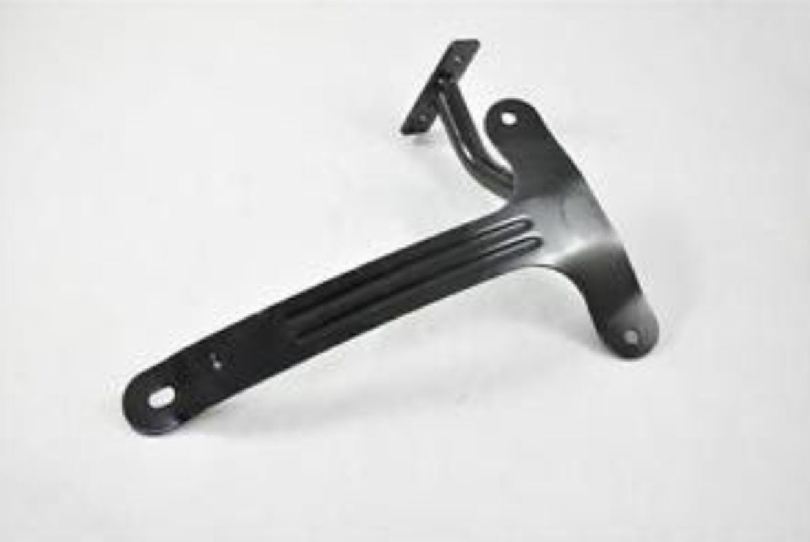 Mudguard Bracket Front Right