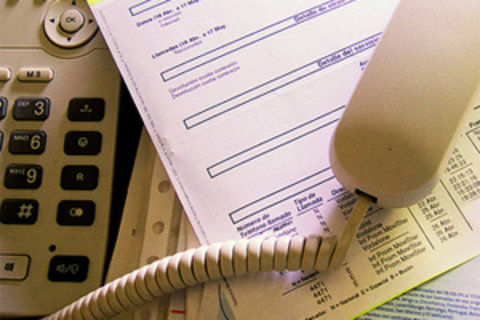 Bollette. Legittima solo la fatturazione mensile. Ma bisogna aspettare per il rimborso