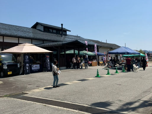柳組さんで開催された「彩り市」に行ってきました♪