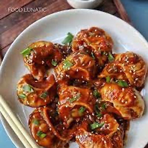 44. Chilly momo ( 10 Pieces)