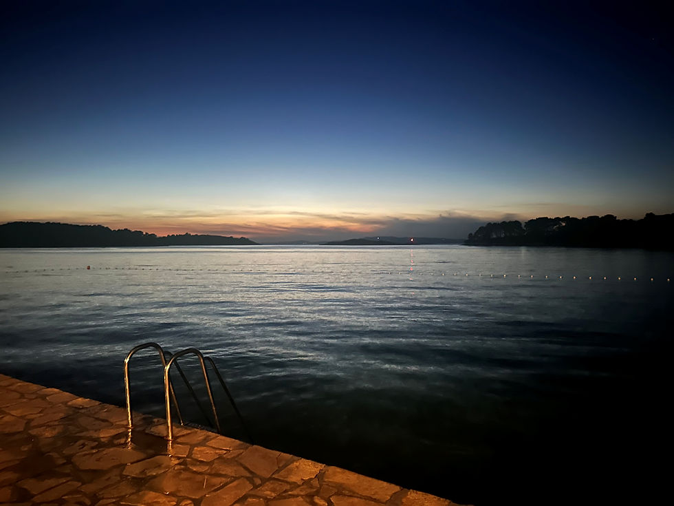Mljet voelt in de avond wat mysterieus aan. Geen wonder dat Odysseus hier ooit zou zijn aangespoeld