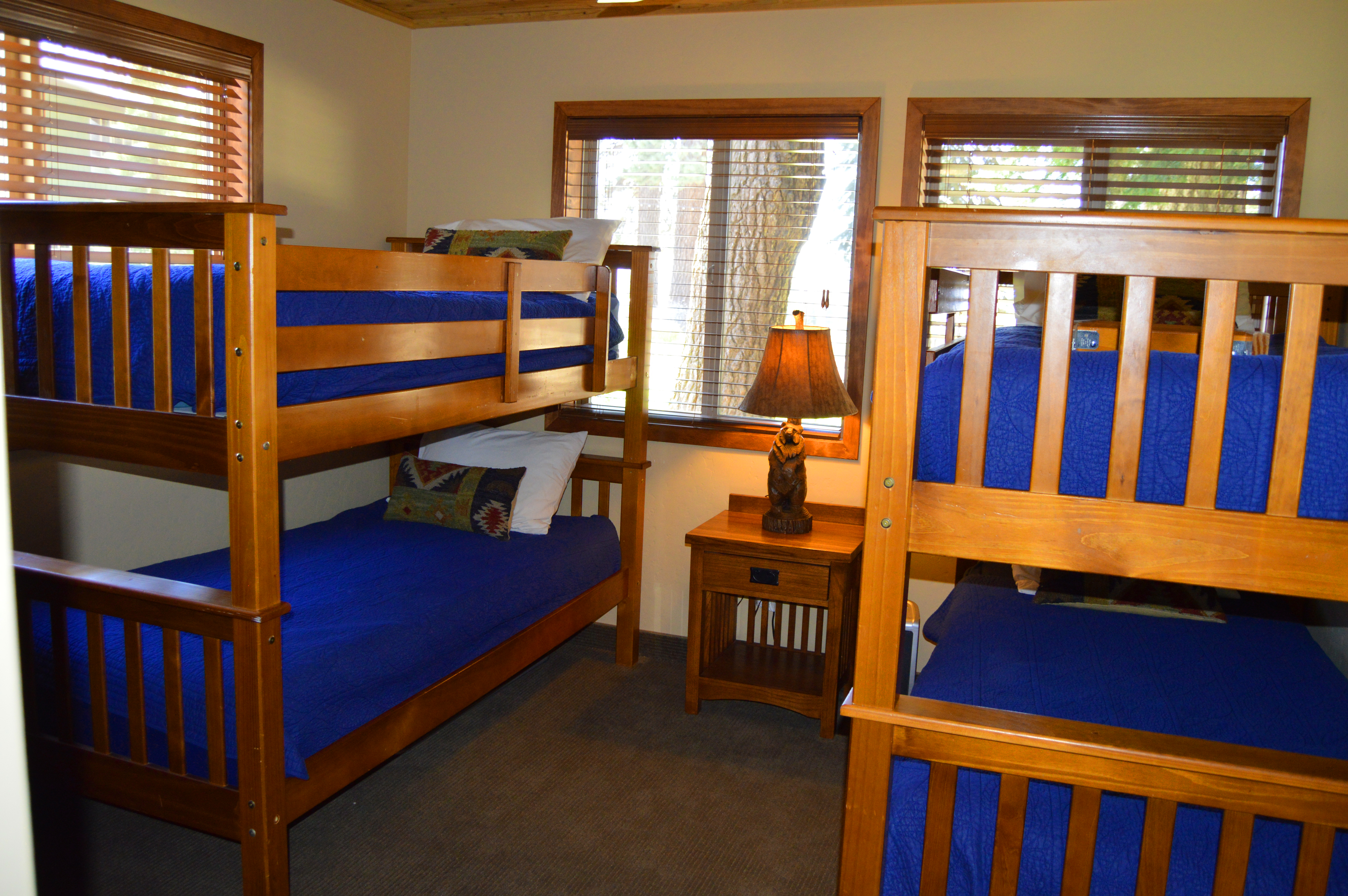 Lakeview Suite Bunkroom