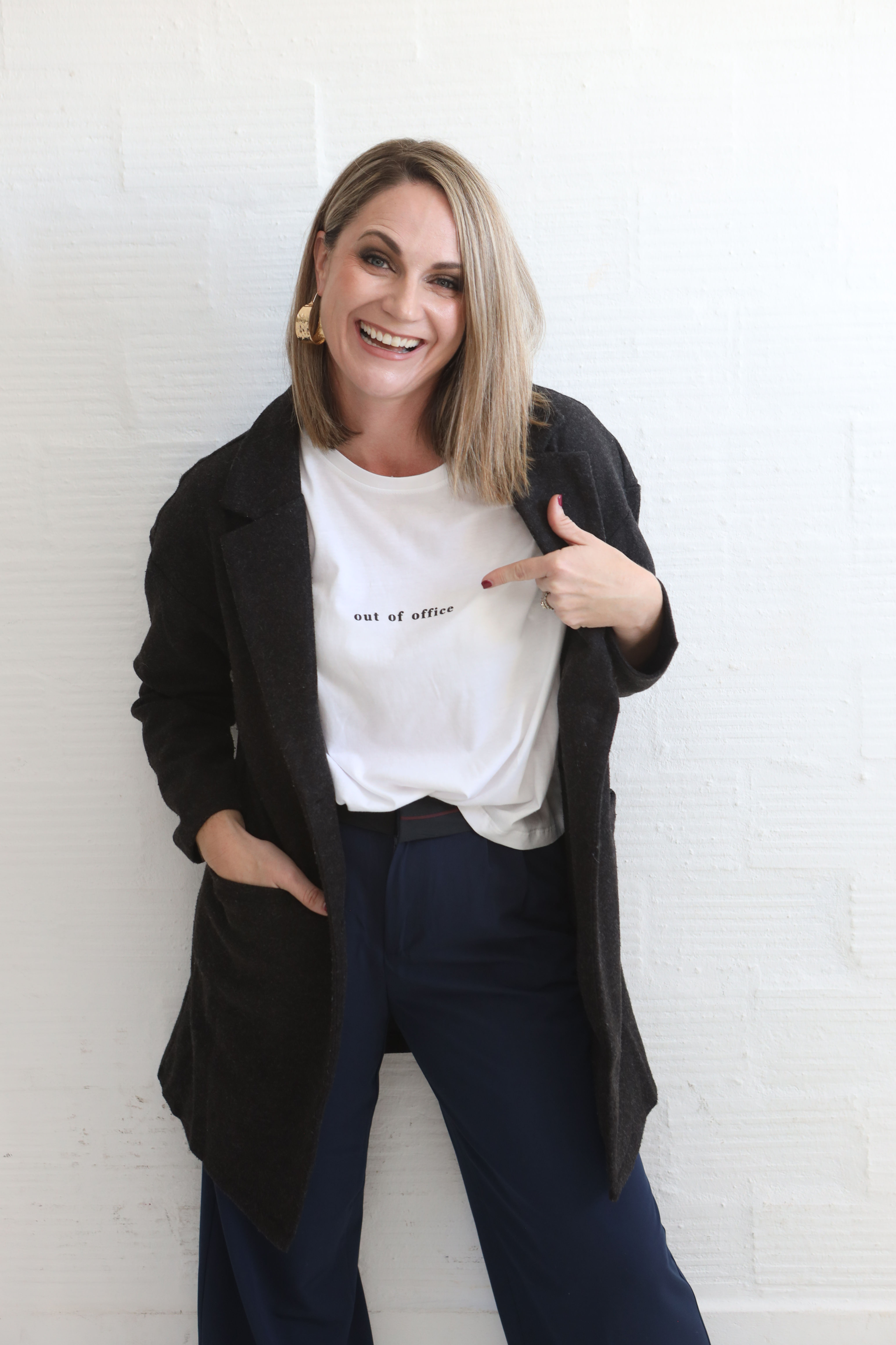 OUT OF OFFICE TEE