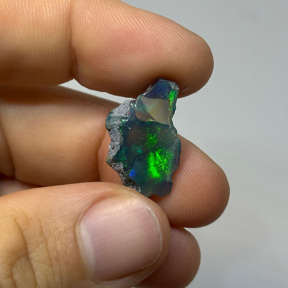 Thumbnail: Rough Welo Ethiopian Sunset Glow Opal Stone
