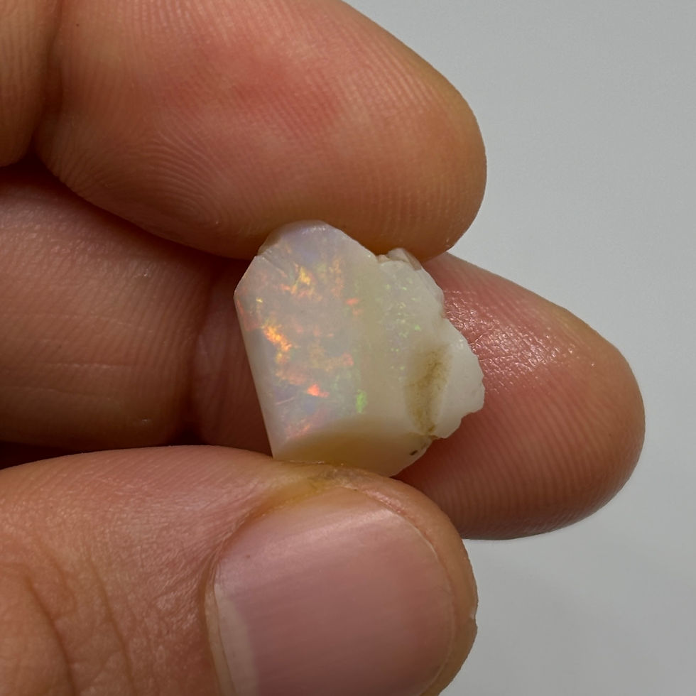 Thumbnail: Milky Horca Brazilian Rough Opal Rub