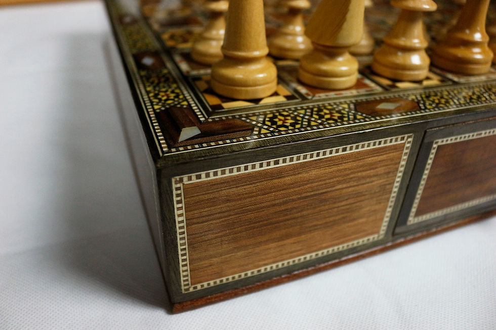 الصورة المصغرة: Holz Schach /Dame Brett  mit Schubladen   BM400