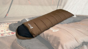 春キャンプは寒い？寒暖差に対応する寝袋の選び方