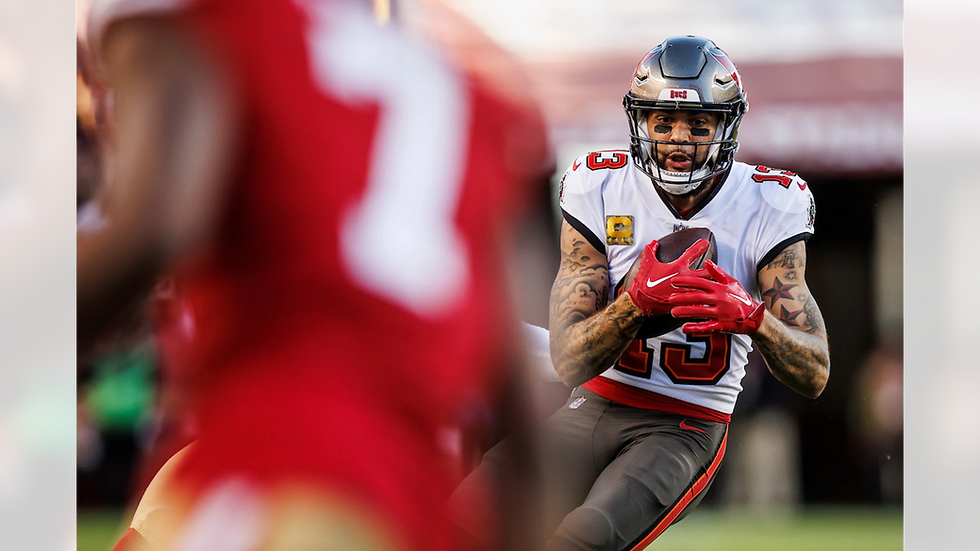 Photo via buccaneers.com