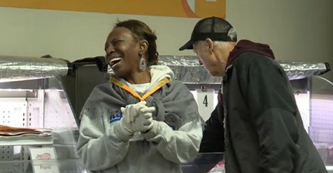 Furloughed Federal Workers Look to Food Pantries as Shutdown Drags on