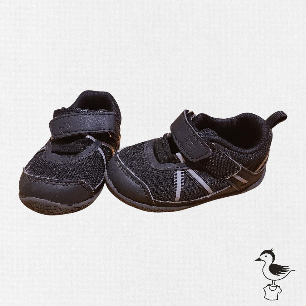 12-18 mois - taille 21 EUR - chaussures parfaite pour la garderie!