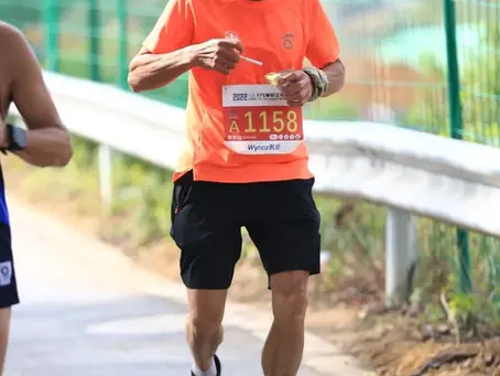 Uncle Chen: The Chain-Smoking Marathon Runner Who Defies All Logic