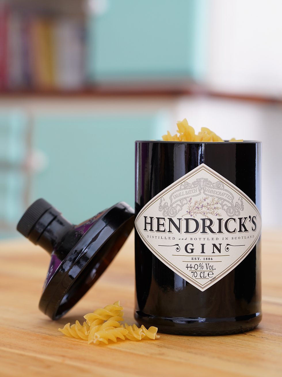 Miniaturbild: Sojawachskerze in Hendrick´s Gin Flasche