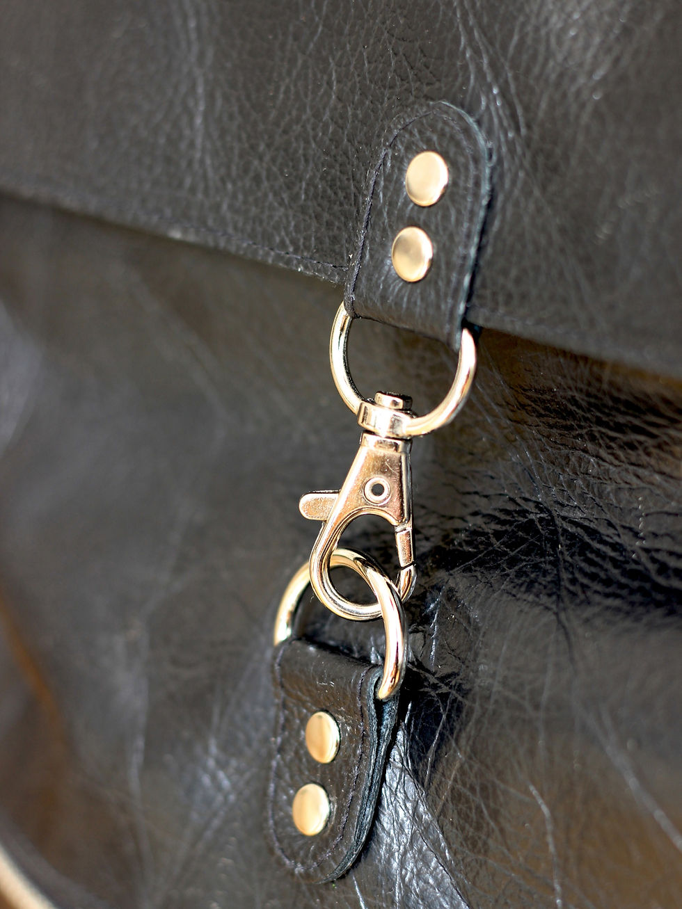 Miniaturbild: Schwarzer Vintage-Leder Rucksack