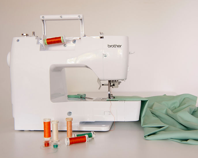 Naailes op naaimachine