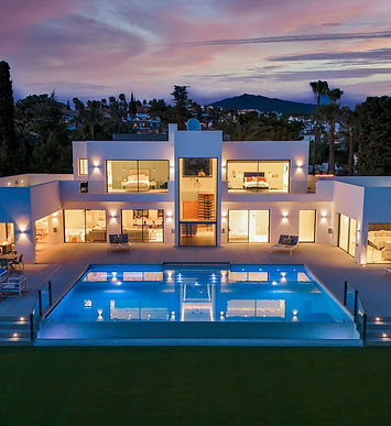 Villa night