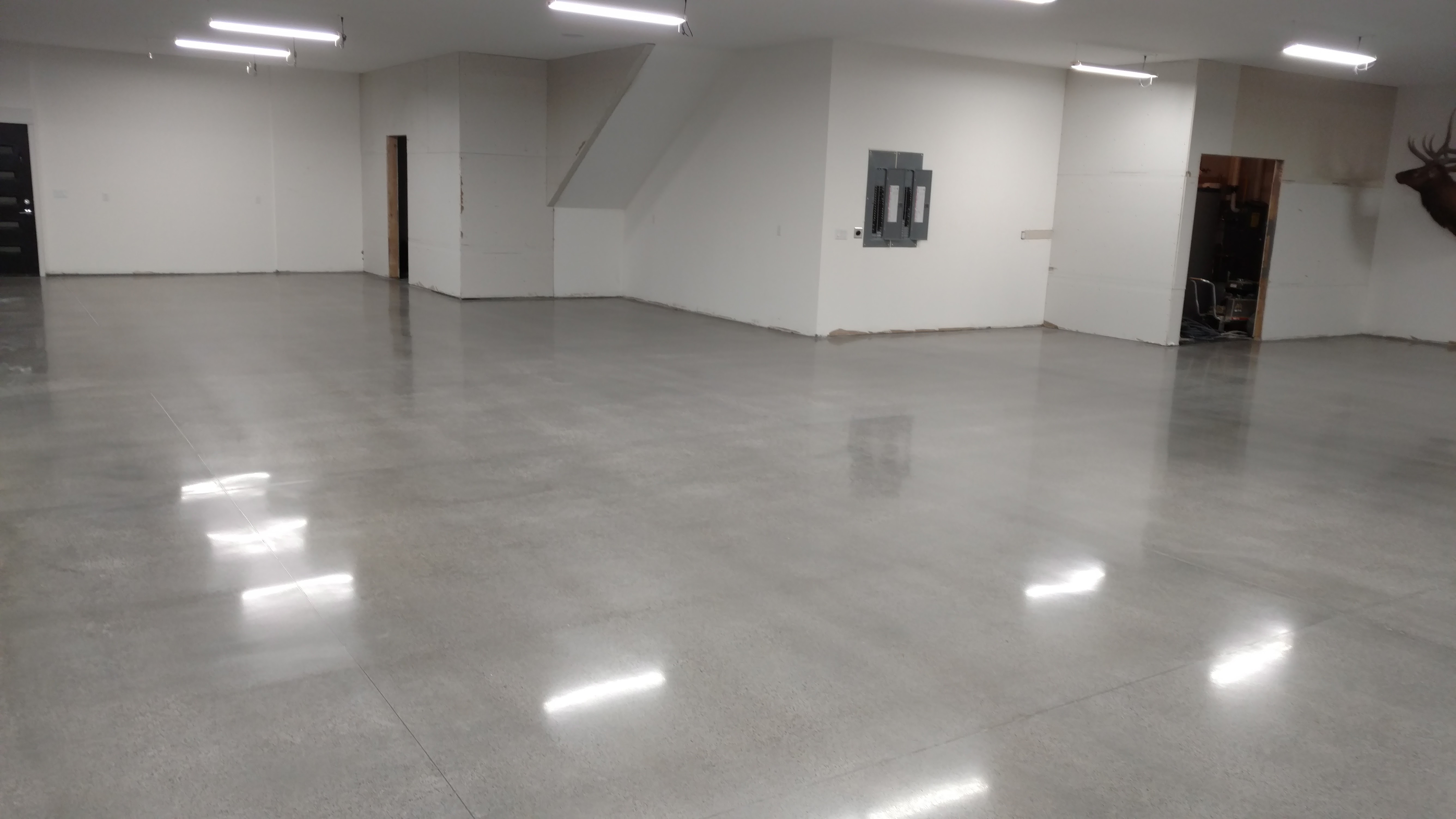 Modern Polish Concrete Garage