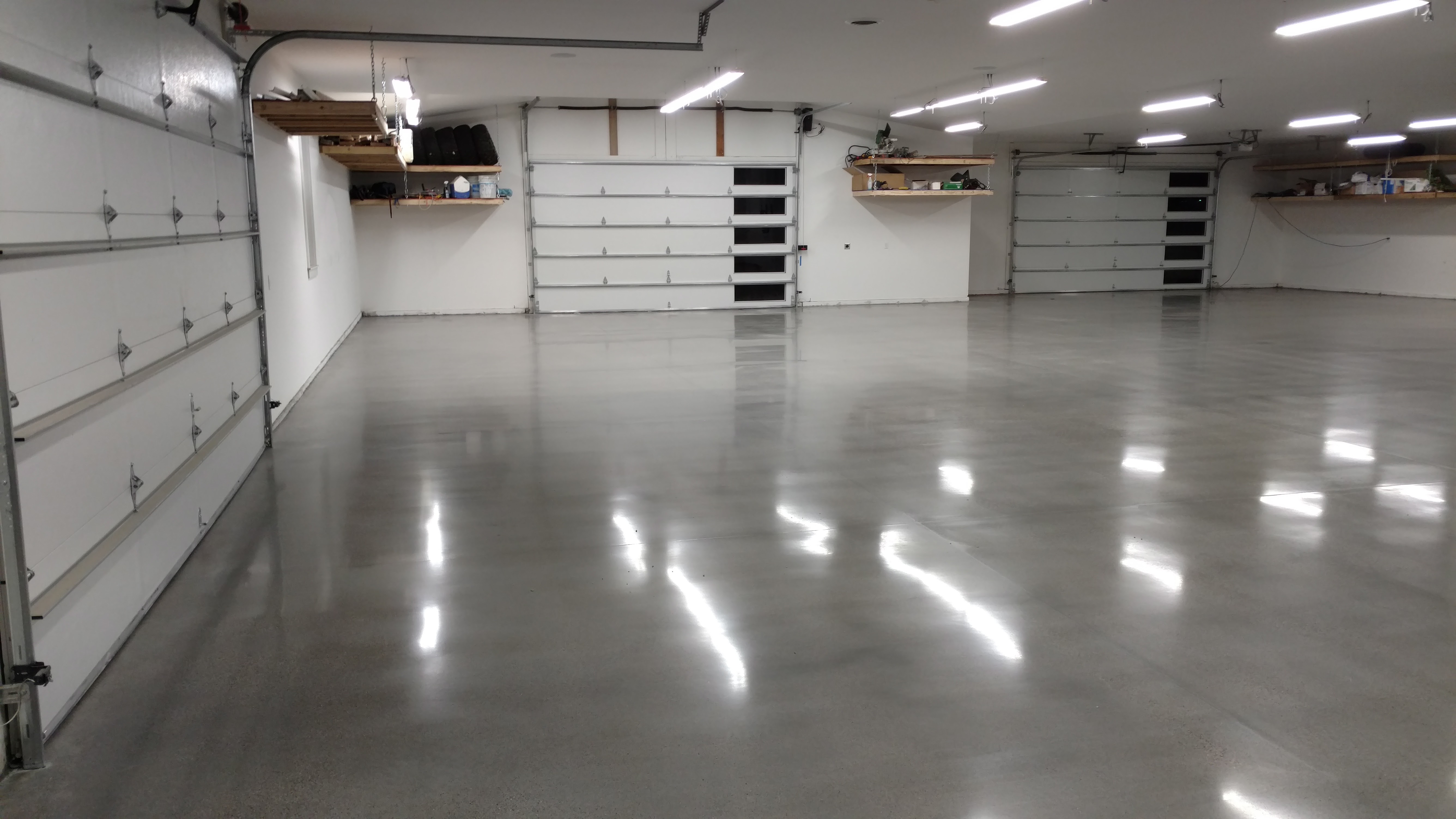 Custom Polish Hot rod Garage