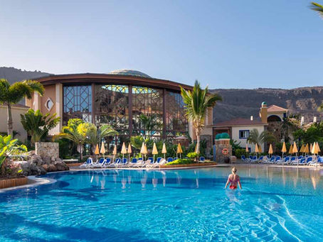 Get one night free - and 10% off extras!